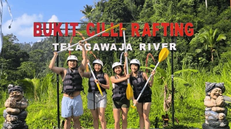 Billet Bali : rafting à Telaga Waja, randonnée à Sidemen et café