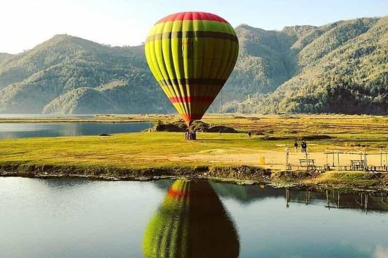 Pokhara : Montgolfière privée
