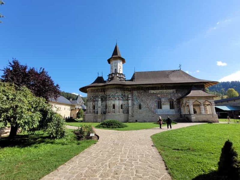 Billet Depuis Suceava : Excursion d'une journée dans les monastères peints de Bucovine