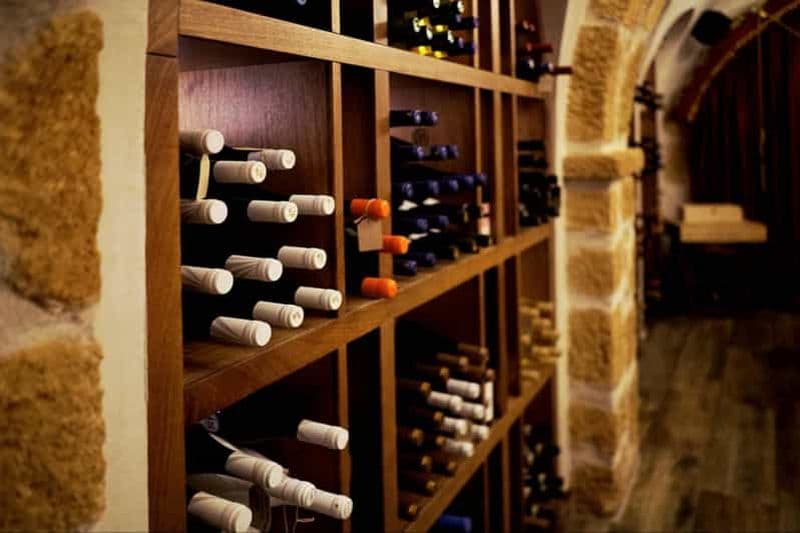 Billet Malia : dégustation de vins en cave avec un sommelier