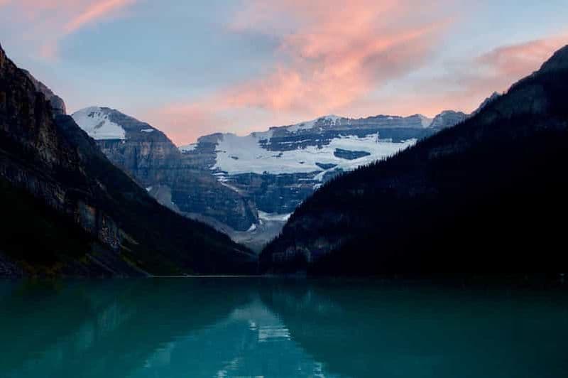Au départ de Banff : coucher de soleil sur le lac Louise, le lac Moraine et safari animalier