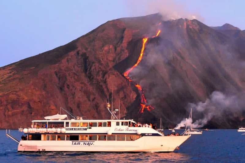 Billet Au départ de Milazzo : excursion nocturne en bateau à Panarea et Stromboli