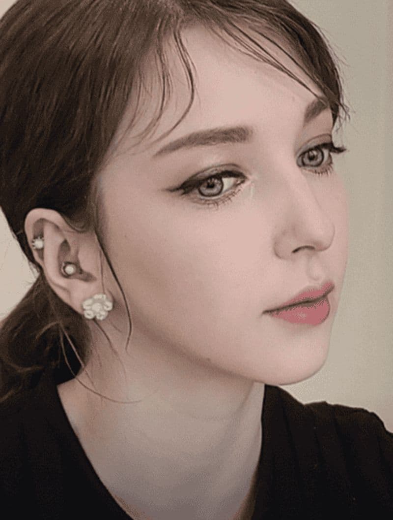 Service complet de maquillage K-pop avec analyse du maquillage