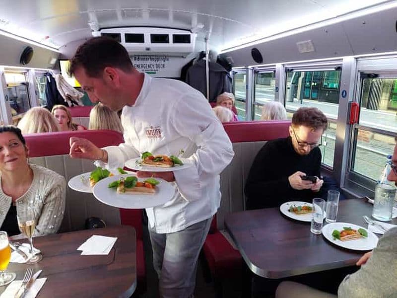 Billet Luxembourg : dîner gastronomique dans un bus d'époque