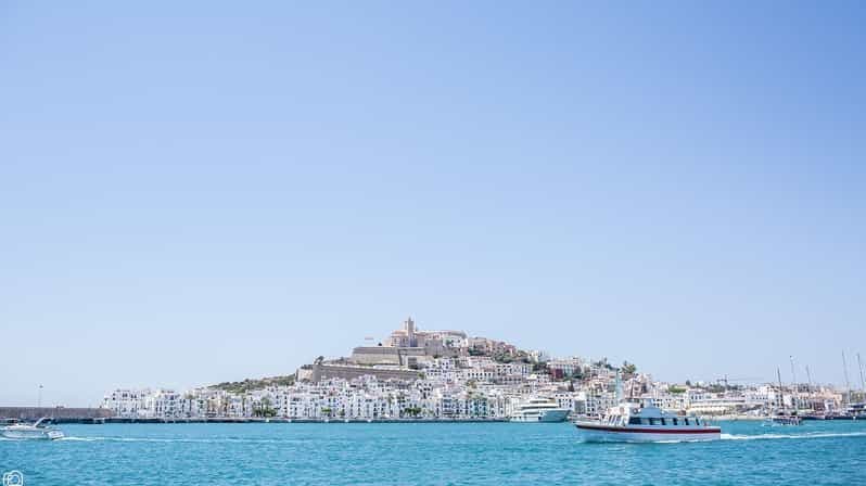 Billet Depuis l'est d'Ibiza : Transfert aller-retour en ferry de la ville d'Ibiza