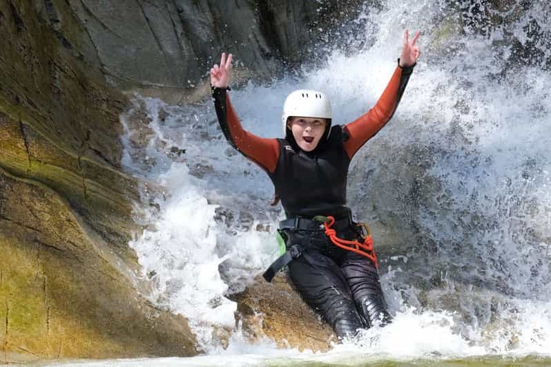 Billet Pitlochry : Expérience de canyoning guidée aux chutes inférieures de Bruar