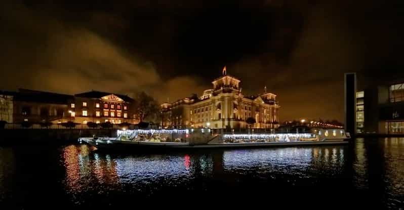 Billet Berlin : Croisière nocturne sur la Spree à l'occasion de Noël