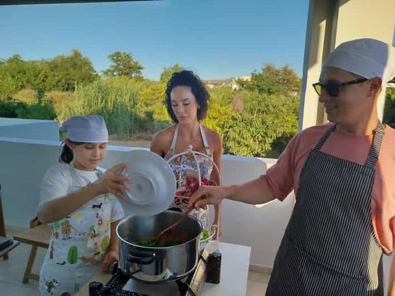La Canée : Cours de cuisine grecque avec repas et boissons