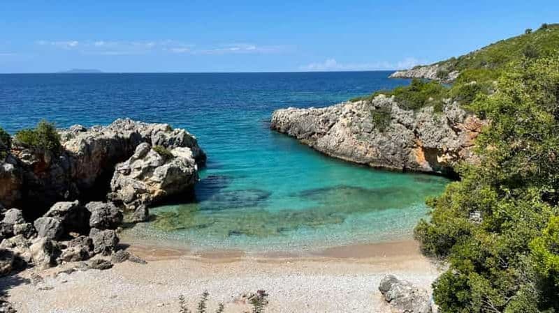 Billet Sarandë : Croisière côtière à Porto Palermo/Himare avec coucher de soleil