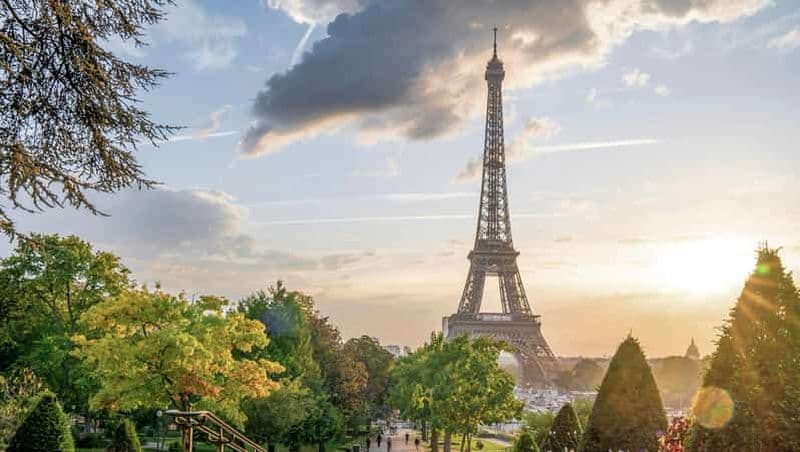Billet Tour Eiffel Unplugged : Une expérience gastronomique en solitaire inoubliable