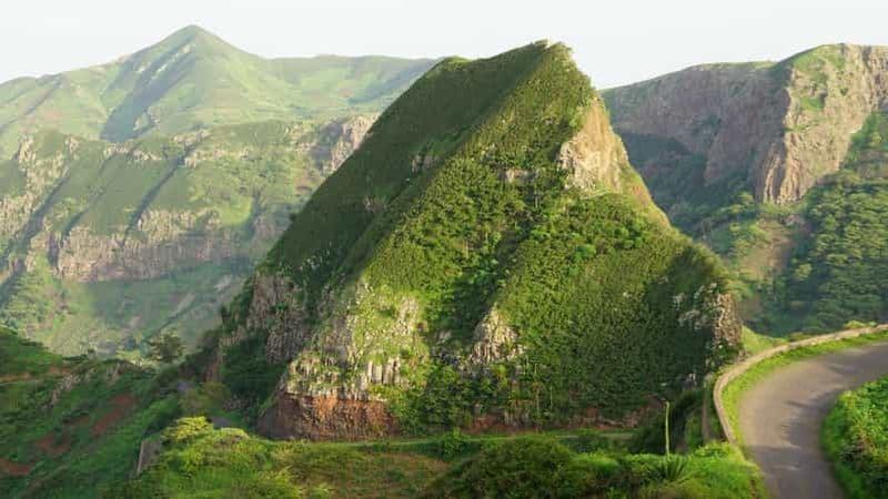 Billet Santo Antão : Randonnée dans les villages de montagne isolés