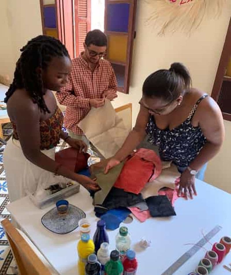 Marrakech : atelier de maroquinerie avec prise en charge