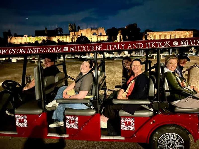 Billet Visite en voiturette de golf : les temps forts de Rome de nuit