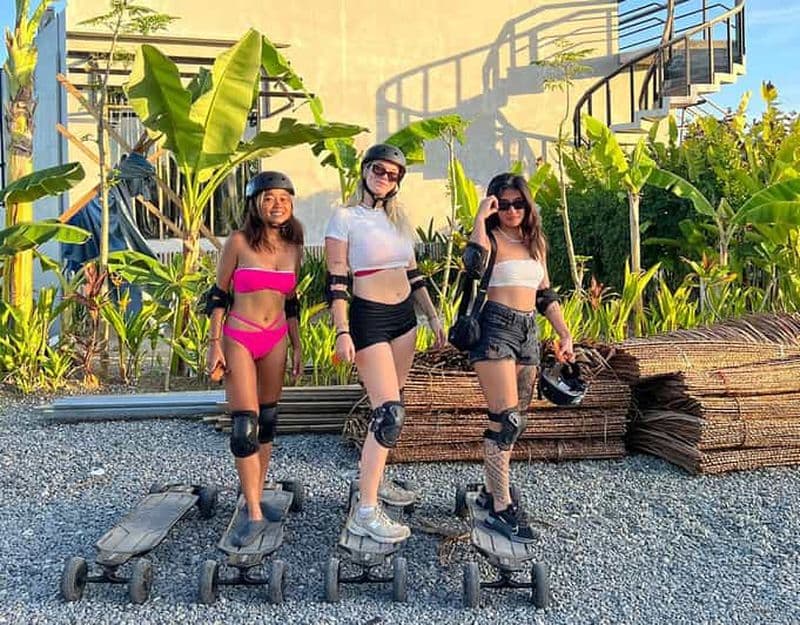 Siargao : Matin 1 heure d'expérience guidée de patinage électrique