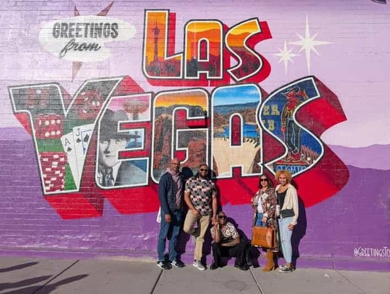 Billet Las Vegas : Visite du quartier des arts avec promenade en limousine, bulles et repas