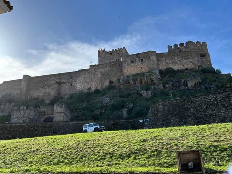 Billet Visite guidée du Château de la Lune et de la Villa Adentro d'Alburquerque
