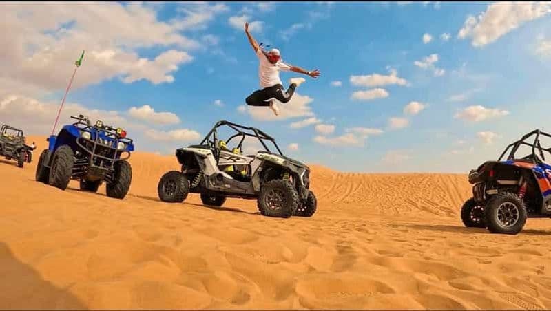 Doha : Quad, Buggy, Promenade à dos de chameau, DuneBashing, Sandboarding