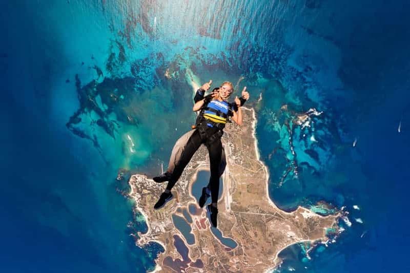 Fremantle : Saut en parachute sur l'île de Rottnest et forfait ferry