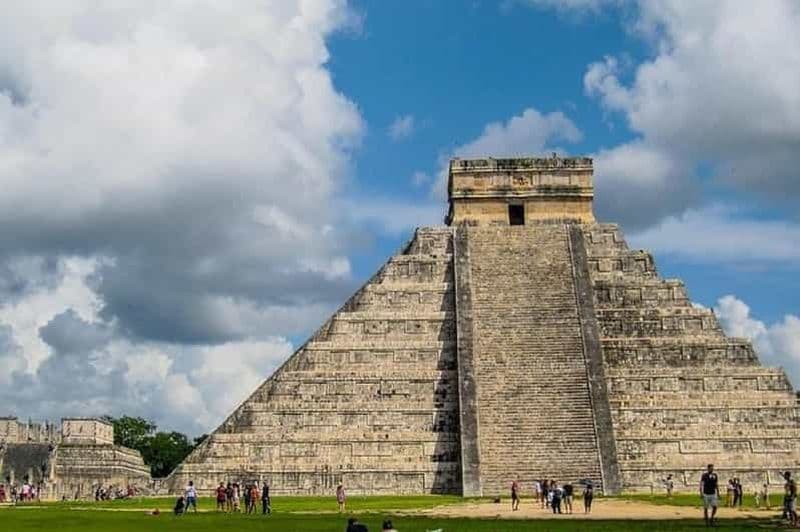Billet Depuis Riviera Maya : Chichen Itza et Ek Balam avec déjeuner