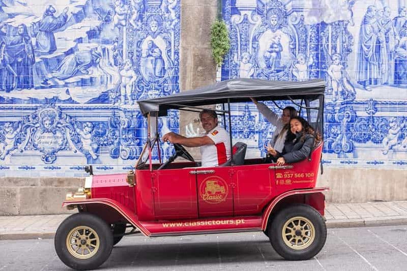 Billet Visite de Porto : Voiture classique + un toast au vin de Porto