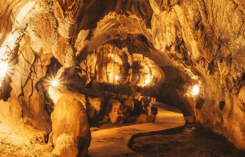 Billet Vang Vieng : Kayak&Zipline&Cave Tubing&cave tour