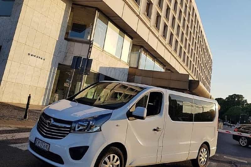 Billet Cracovie : transfert privatif depuis/vers l'aéroport de Varsovie-Chopin