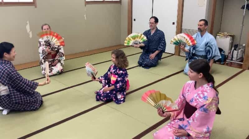 Tokyo Japon : Expérience de danse japonaise avec yukata
