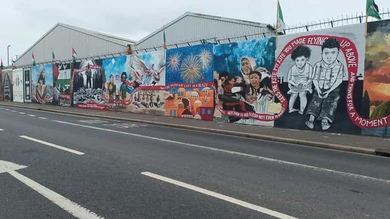 Billet Visite d'une demi-journée du musée du Titanic et de la fresque murale de Belfast