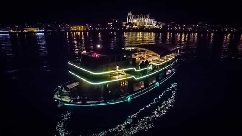 Palma de Majorque : croisière festive la nuit avec DJ