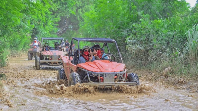 Billet Expédition d'une demi-journée en buggy : plage de Macao, grotte indigène