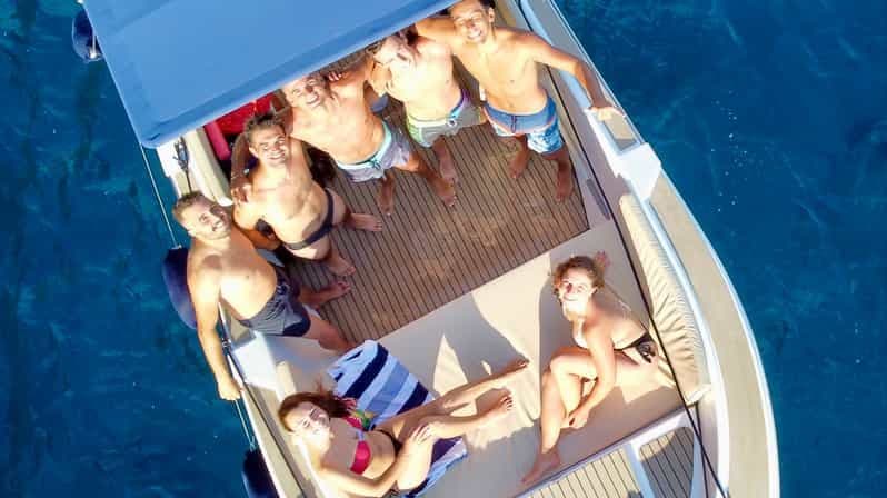 Funchal : visite privée en bateau avec plongée avec tuba et paddle pour 11 personnes