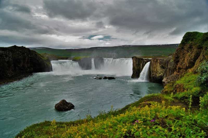 Billet Port de croisière : L'étonnante chute d'eau Goðafoss et plus encore