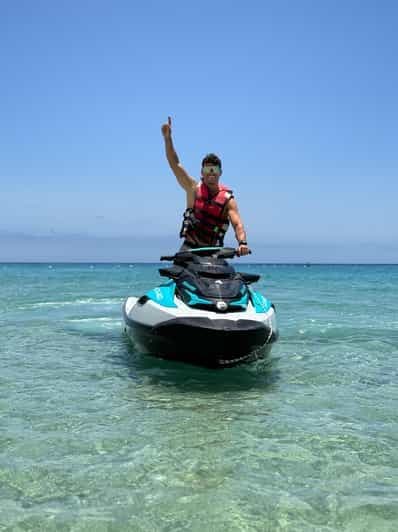 Corralejo : excursion en jet ski à Lobos avec prise en charge à l'hôtel en option