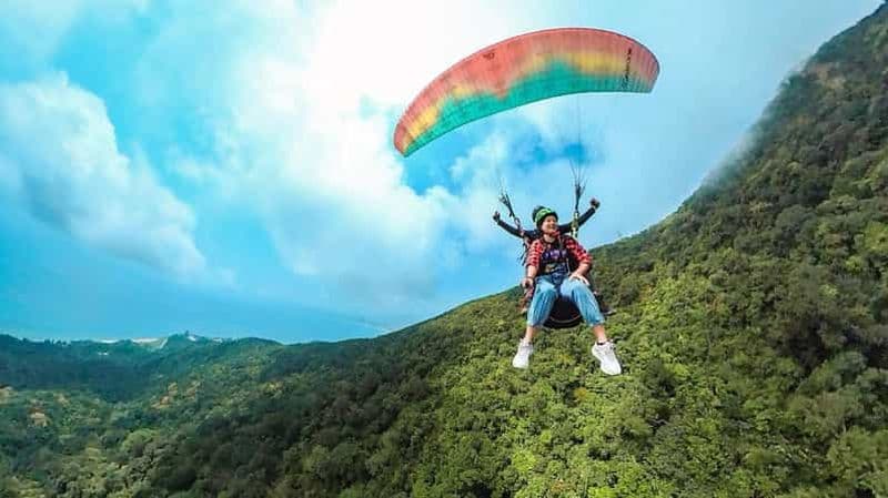 Da Nang : parapente avec vue sur la statue de Lady Buddha 2025