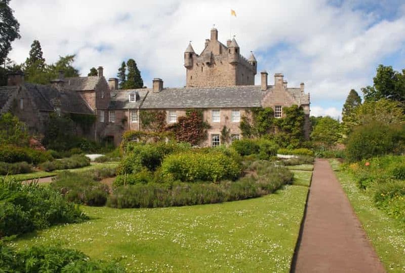 Billet Invergordon : Inverness, Cawdor Castle & Highland Whisky Tour