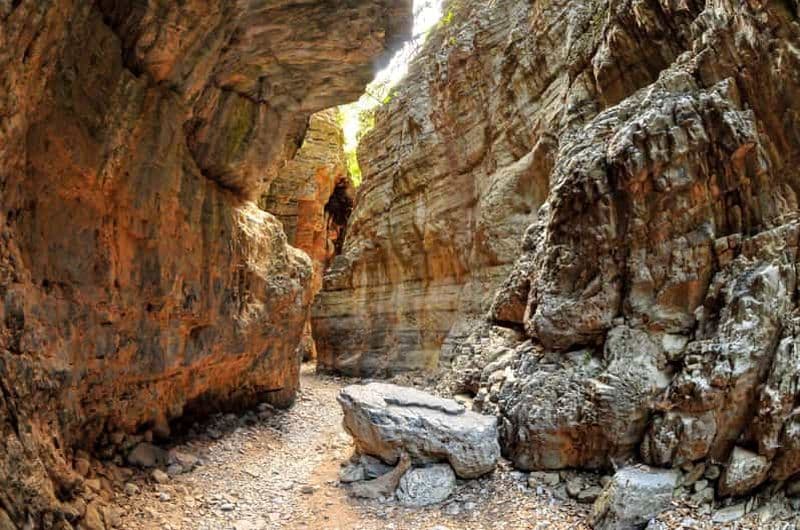 La Canée : randonnée dans les gorges d'Imbros et détente à la plage