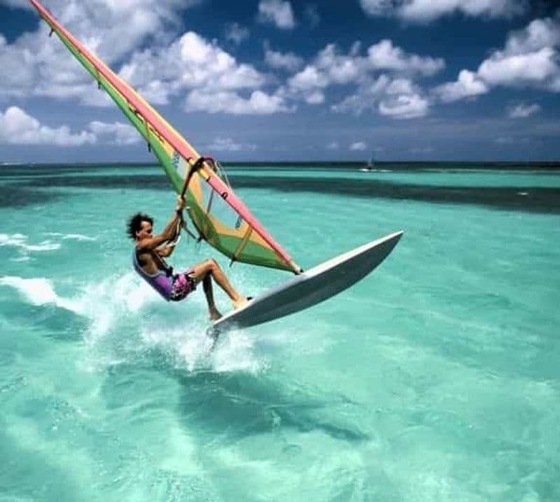 Planche à voile à Bentota