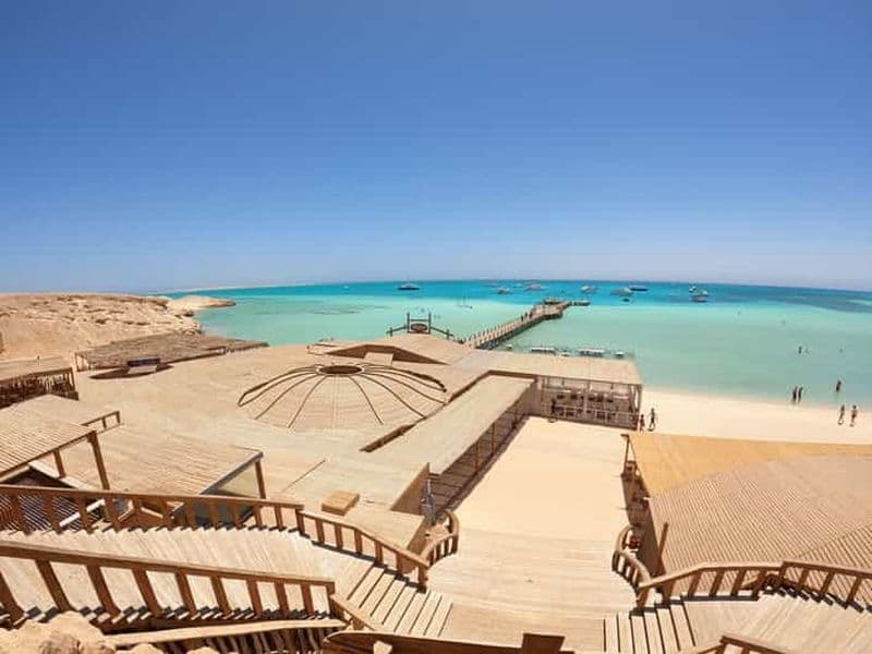 Hurghada : Croisière sur les îles Orange et Giftun avec massage et déjeuner