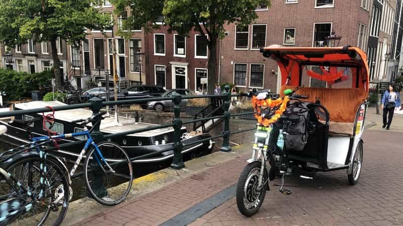Billet Amsterdam : visite guidée privée en vélo-taxi et en pousse-pousse