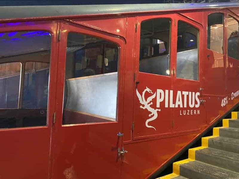 Billet Visite en petit groupe du mont Pilate et du lac des Quatre-Cantons | Depuis Bâle