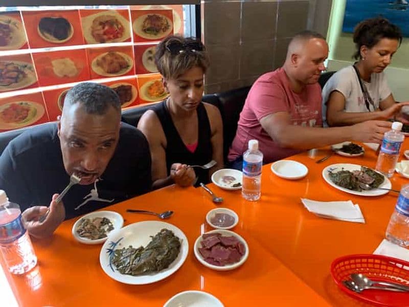 Hawaiian Foodie Bike Tour