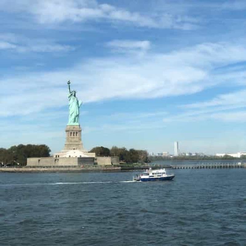 Billet New York : sortie en bateau, statue de la Liberté et ligne d'horizon