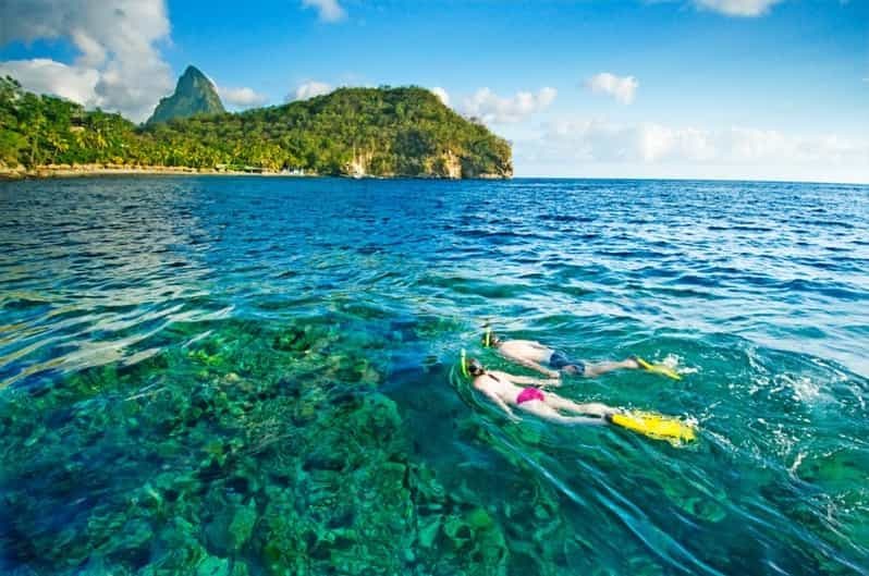 Visite de Soufrière et plongée en apnée