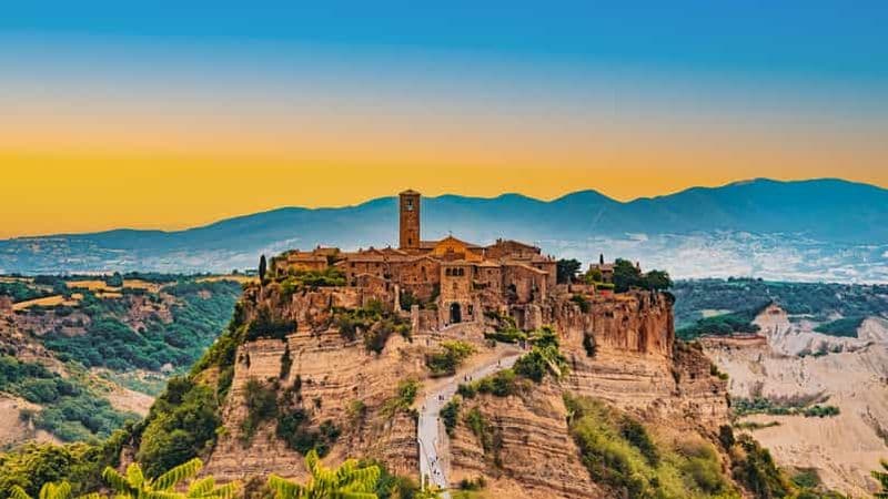 Billet Rome : Civita di Bagnoregio et Villa Lante avec vin