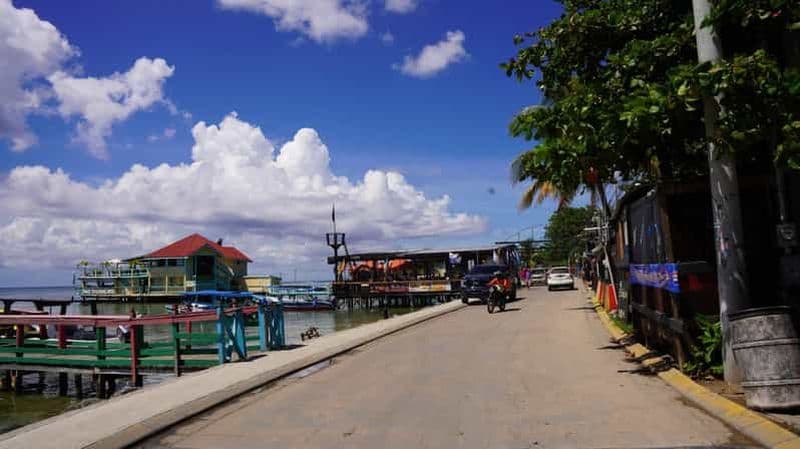 Billet Roatan : La journée parfaite en famille