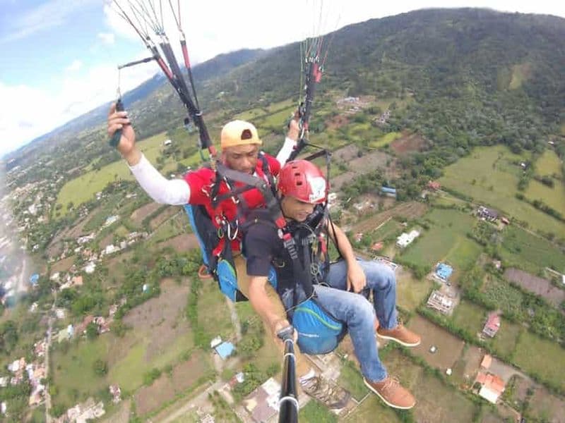 Privé : Jarabacoa Sky Adventure : parapente en tandem et GoPro