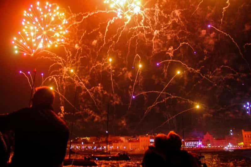 Lisbonne : Réveillon du Nouvel An avec DJ, Feux d'Artifice et Open Bar