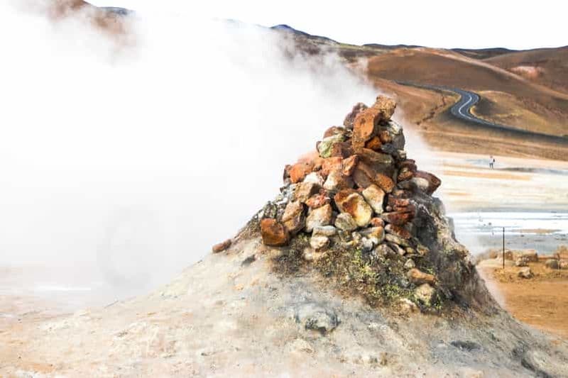 Billet Au départ d'Akureyri : Excursion d'une journée au lac Mývatn avec un guide local