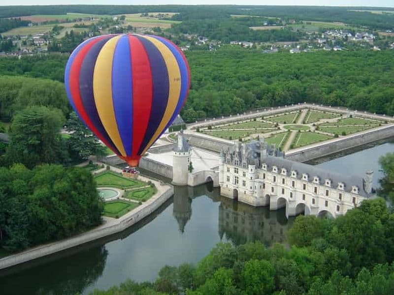 Au départ de Chenonceau : Vol en montgolfière dans la vallée de la Loire