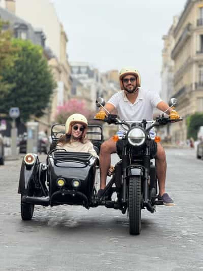 Billet Paris : Visite en side-car des plus beaux monuments de Paris